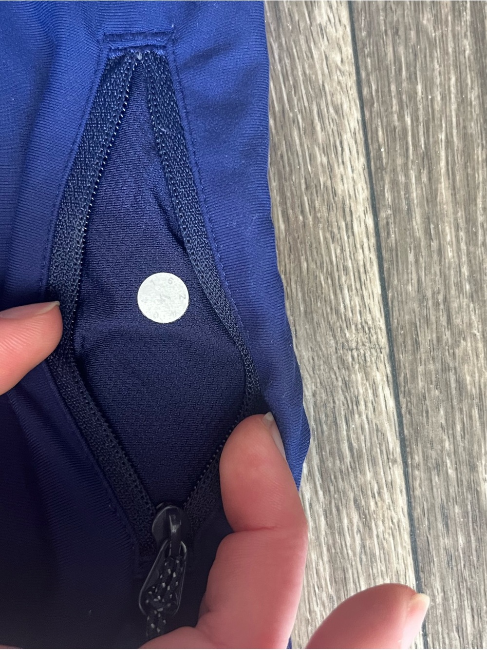 Lululemon Speed Up High Rise 2.5” Inseam Shorts - Picture 4 of 6